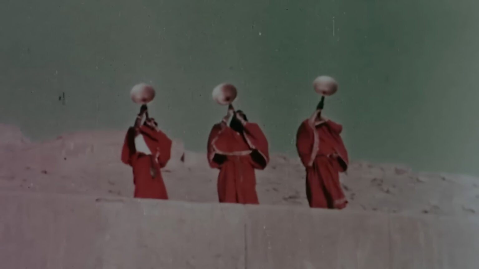 Square Eyes - Ghazal-e sorkh still1